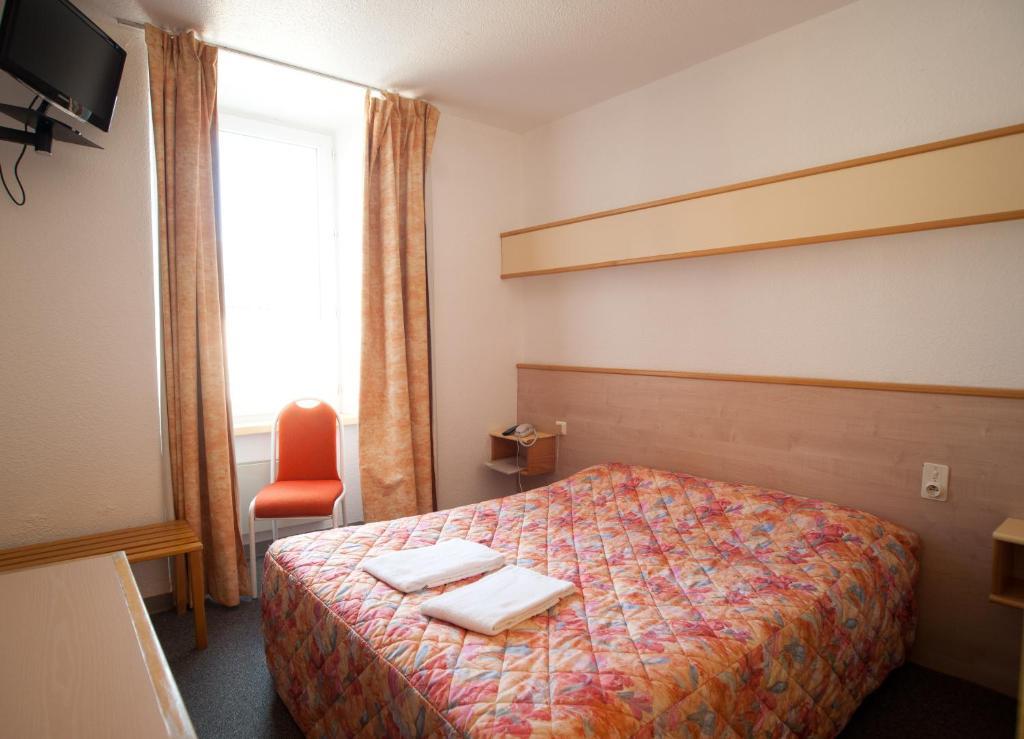 Citotel Hotel Le Commerce Sévérac-le-Château Zimmer foto