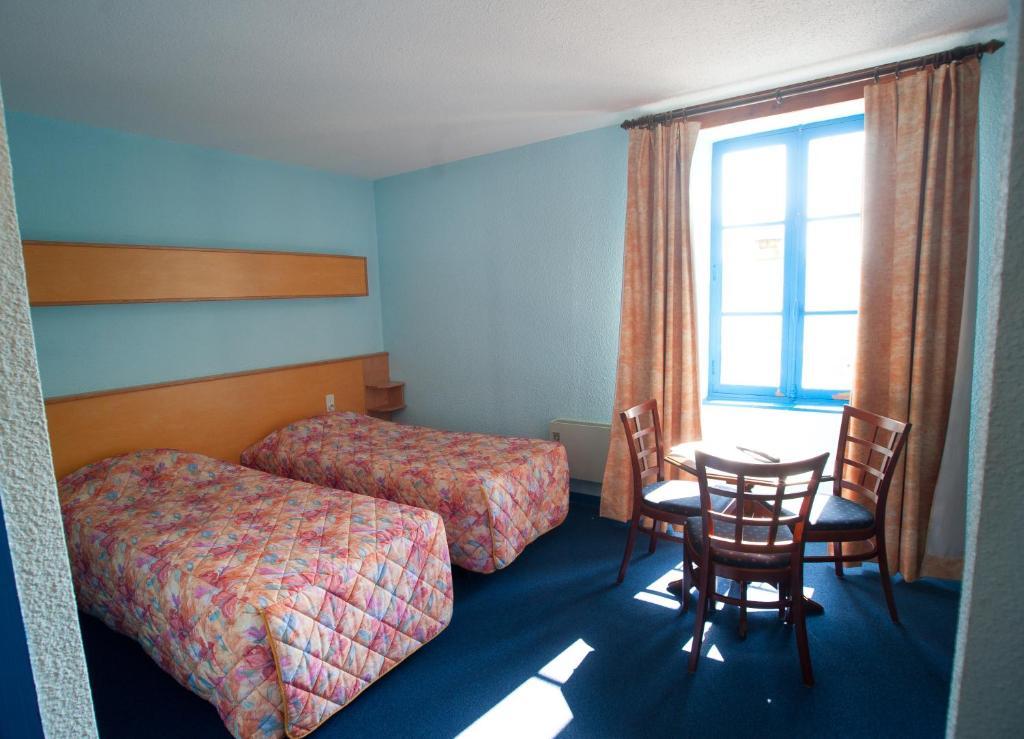 Citotel Hotel Le Commerce Sévérac-le-Château Zimmer foto